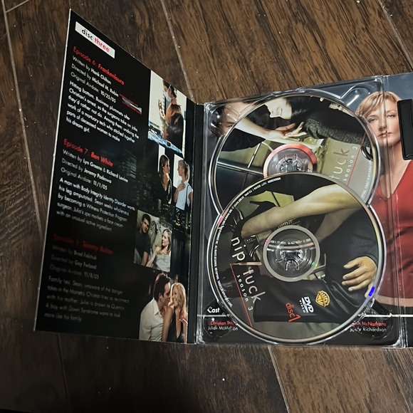 Nip/Tuck The Complete Third Season - Picture 6 of 8